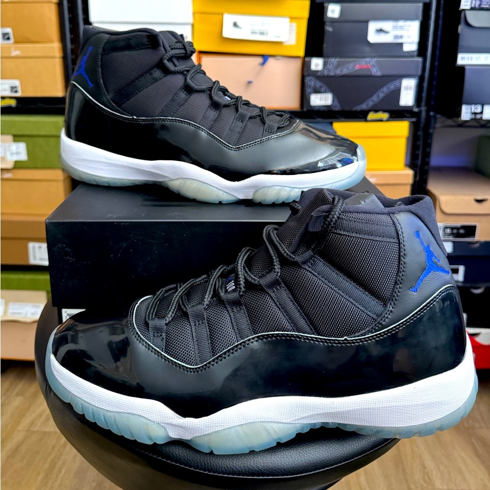 Air Jordan 11 XI Retro Space Jam 2016